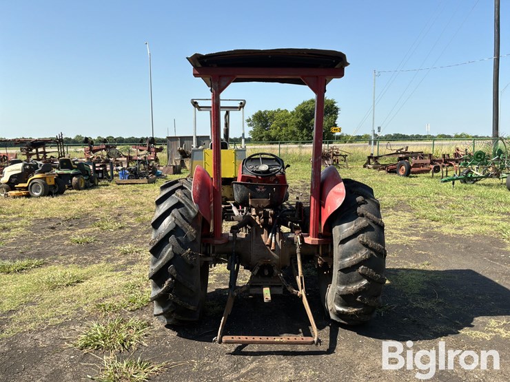 1978-massey-ferguson-135-image-6