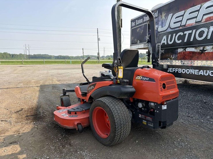 kubota-zd1211-image-3