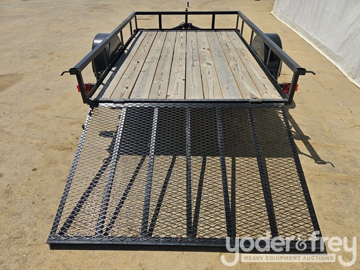 2025-carry-on-7x18-image-20