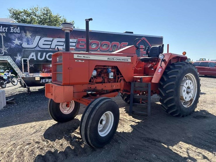 allis-chalmers-one-ninety-xt-diesel-tractor-image-1