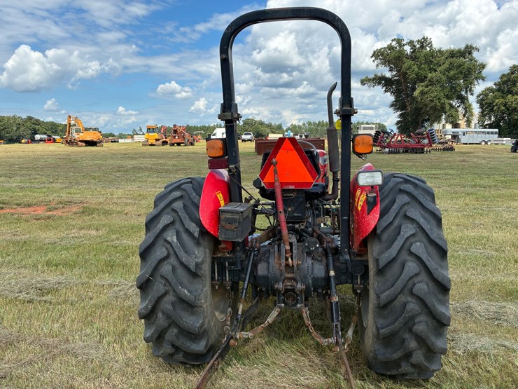 massey-ferguson-2625-image-2