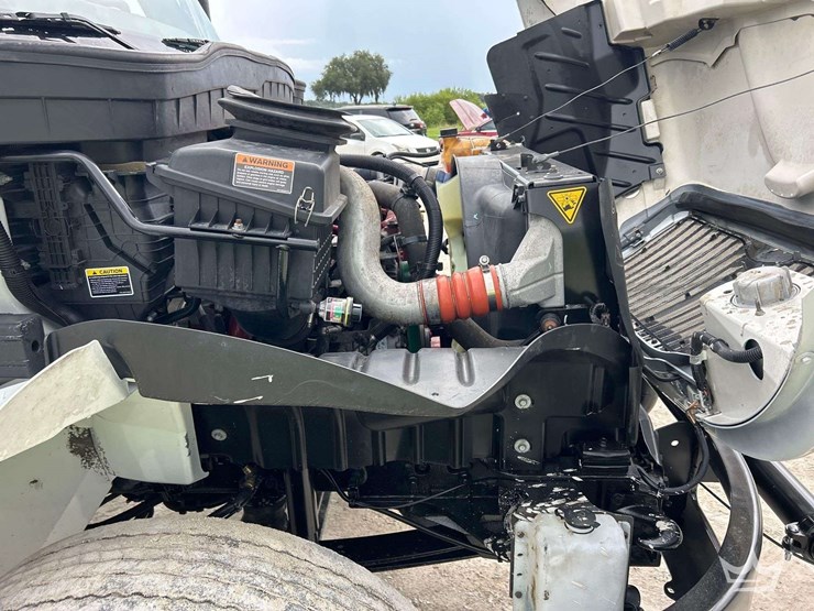 2019-international-mv607-image-7