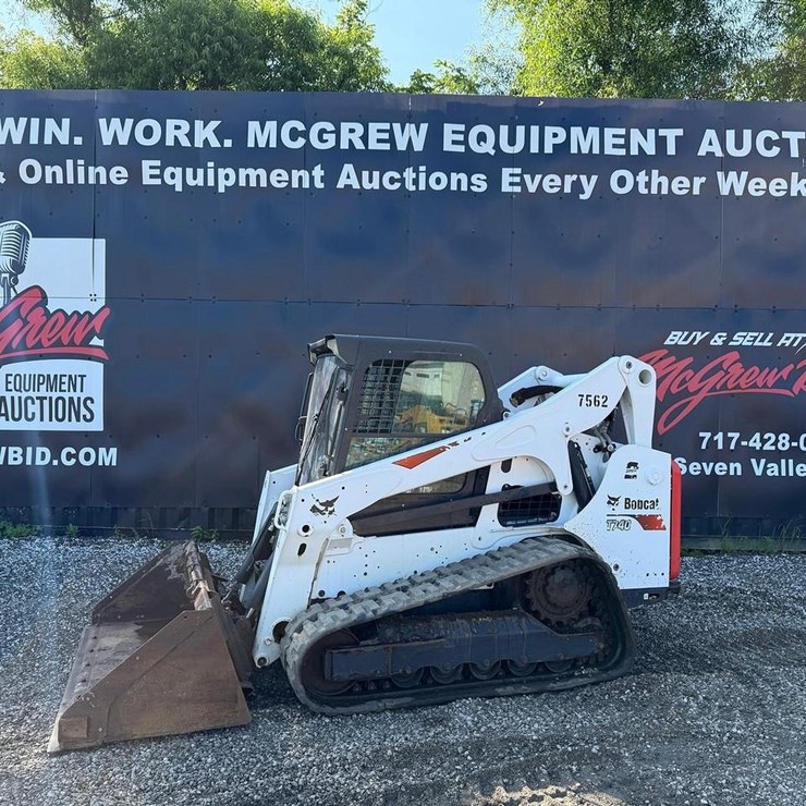 2020 BOBCAT T740