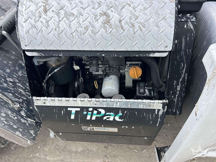 2019-peterbilt-579-image-23