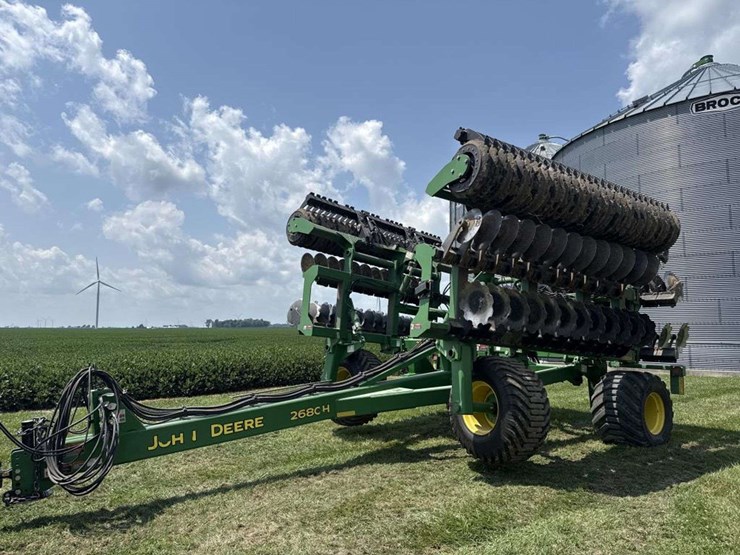 john-deere-2680h-image-1