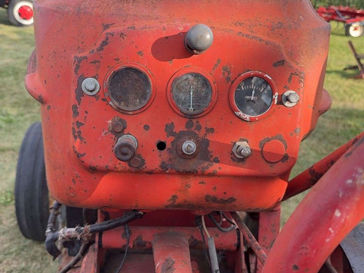 massey-ferguson-44-image-36