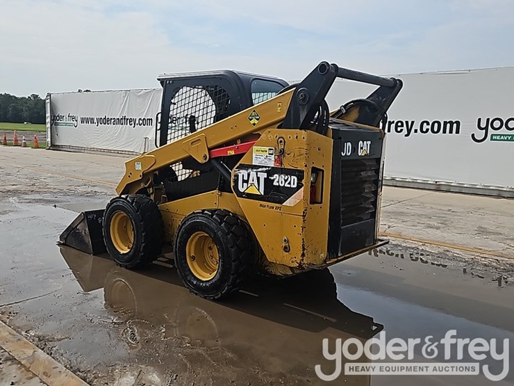 2016-caterpillar-262d-image-4