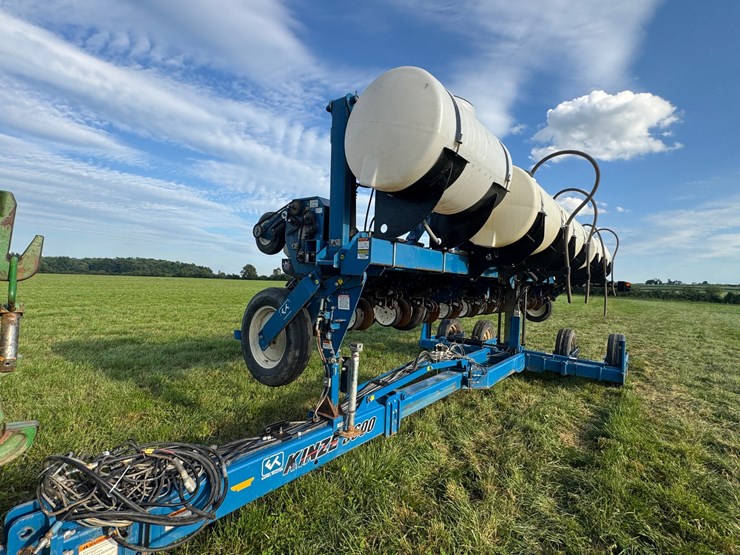 kinze-3600-image-12