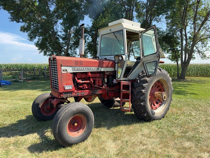 farmall-856-diesel-image-1