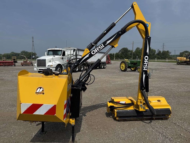 3-point-orsi-hydraulic-reach-mower-image-3