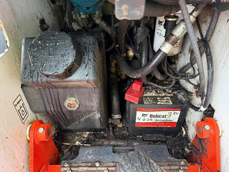2024-bobcat-mt100-image-16