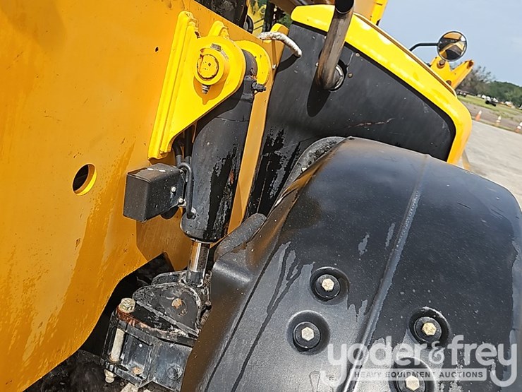 2018-jcb-510-56-image-10