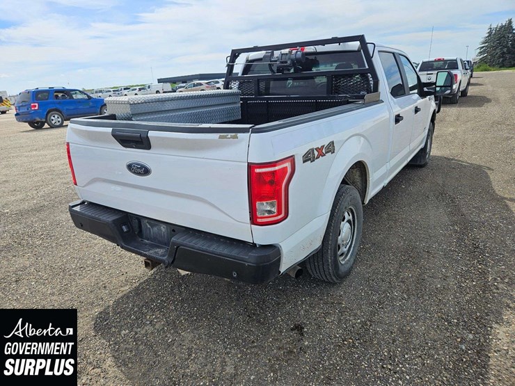 2017-ford-f150-image-25