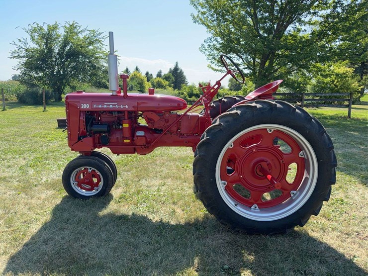 farmall-200-image-6