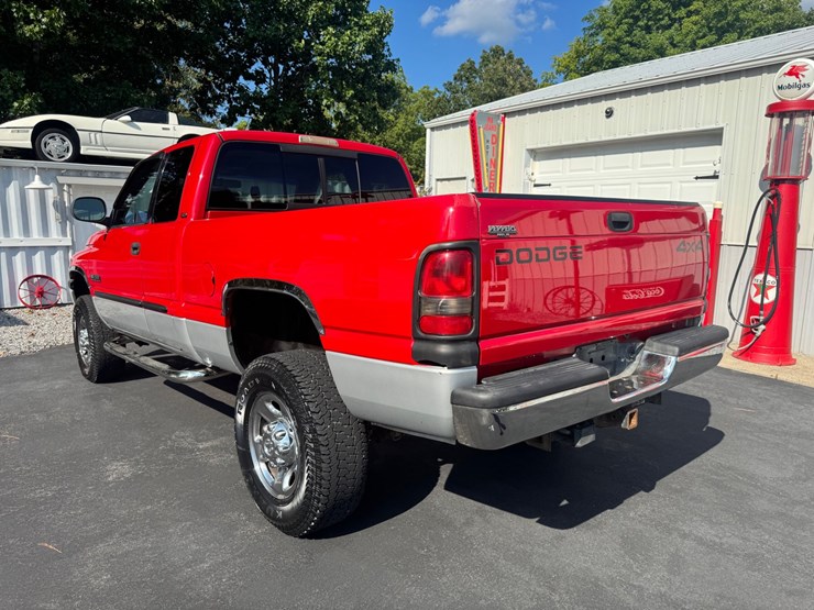2001-dodge-ram-2500-image-4