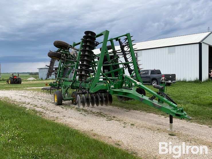 2009-john-deere-2310-image-3