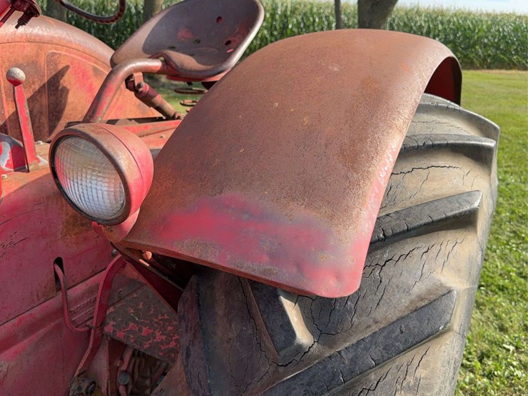 massey-ferguson-444-image-44