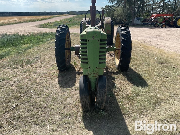 1945-john-deere-b-image-2