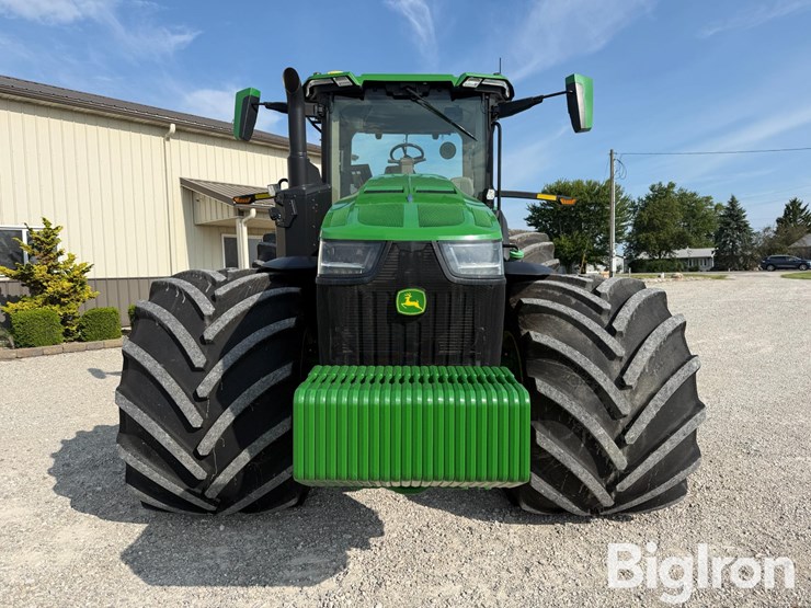 2024-john-deere-8r-340-image-2