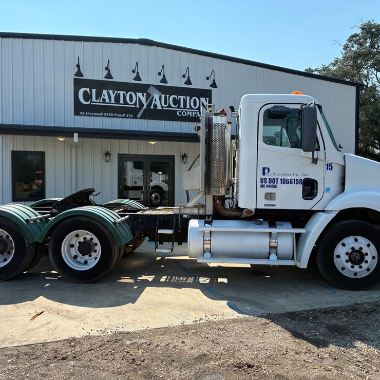 2006 CATERPILLAR 10