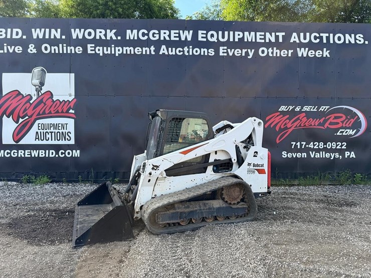 2022-bobcat-t770-image-1