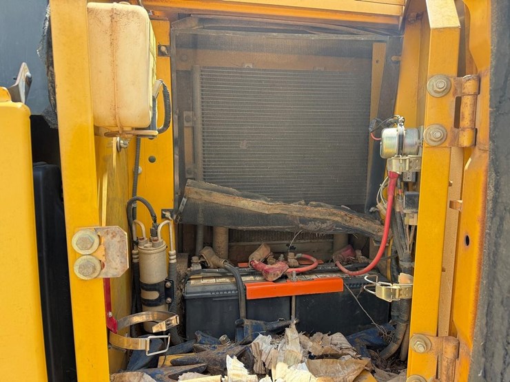 deere-80c-image-19