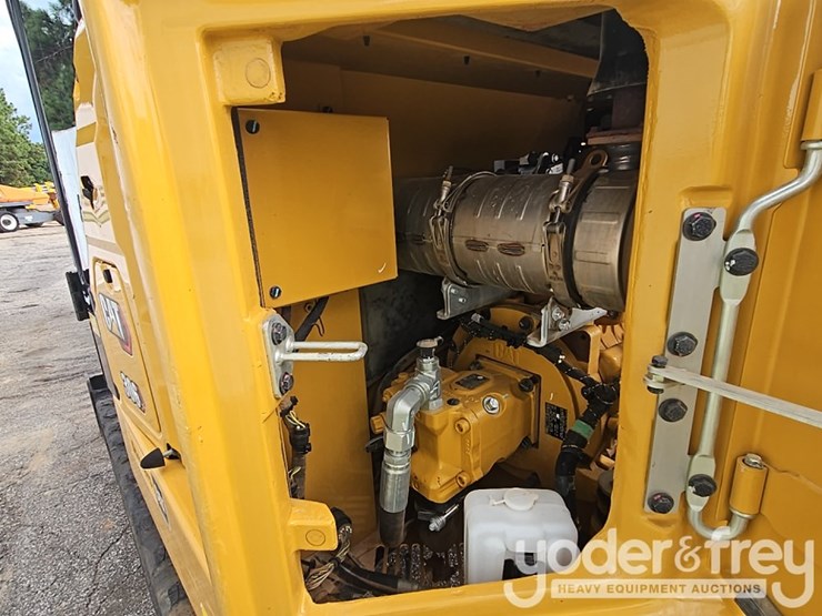 2023-caterpillar-306-cr-image-25