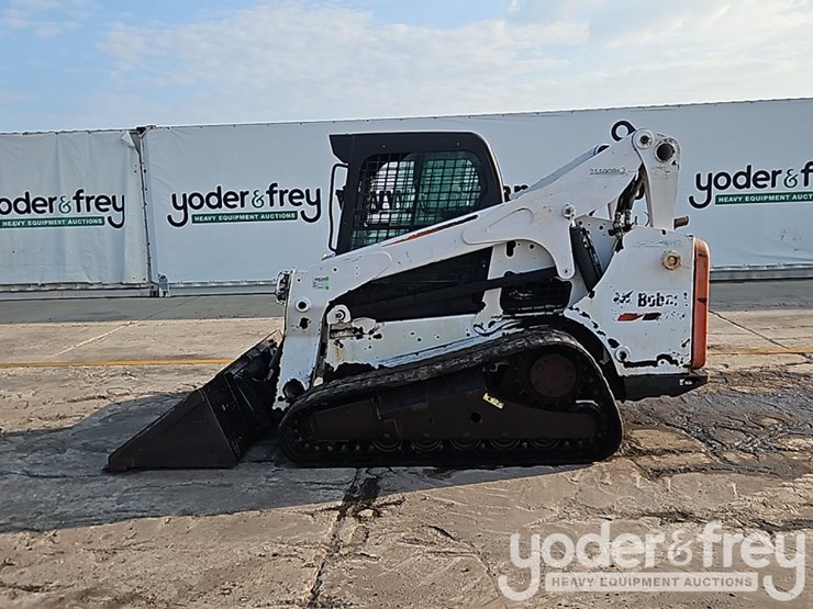 2015-bobcat-t750-image-3