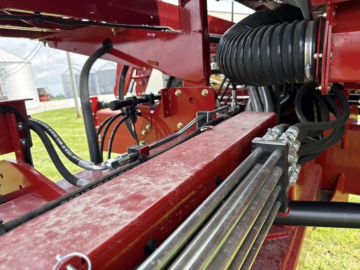 case-ih-2150-image-27