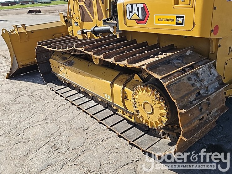 2022-caterpillar-d3-lgp-image-16