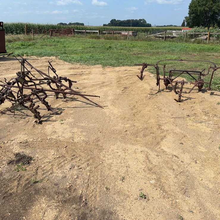 International Harvester 221 Mounted Cultivator