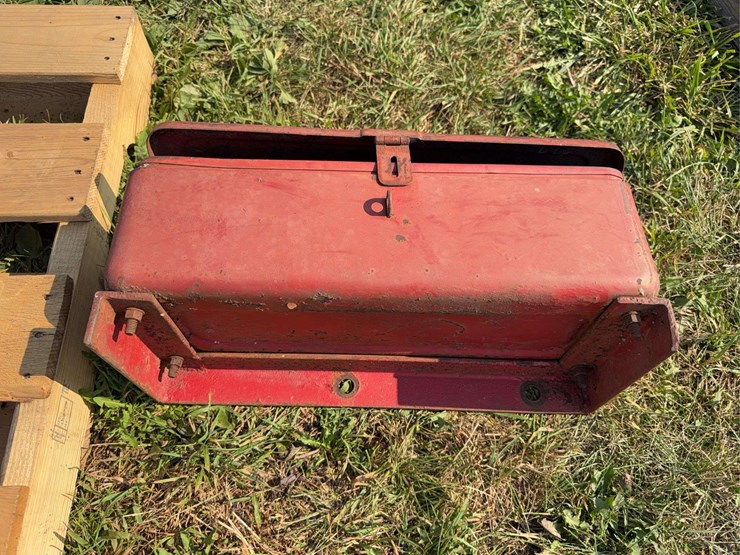 (4)-toolboxes-image-6