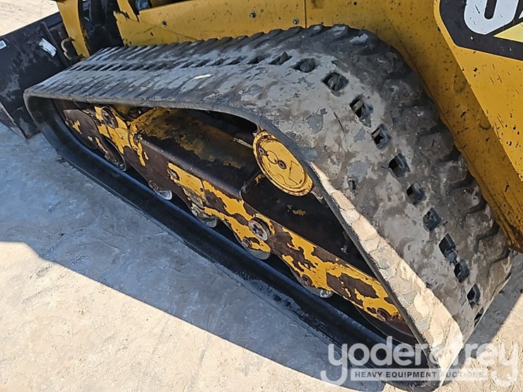 2019-caterpillar-299d2-image-21