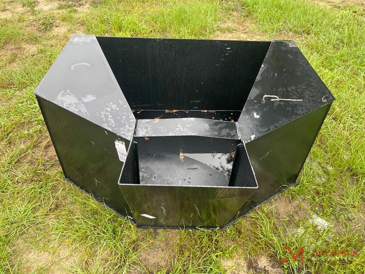 concrete-bucket-skid-steer-attachment-image-7