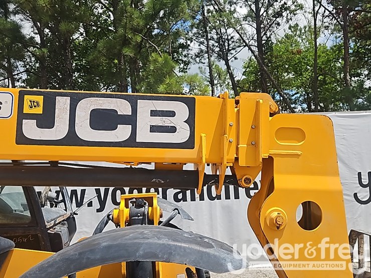 2015-jcb-507-42-image-29