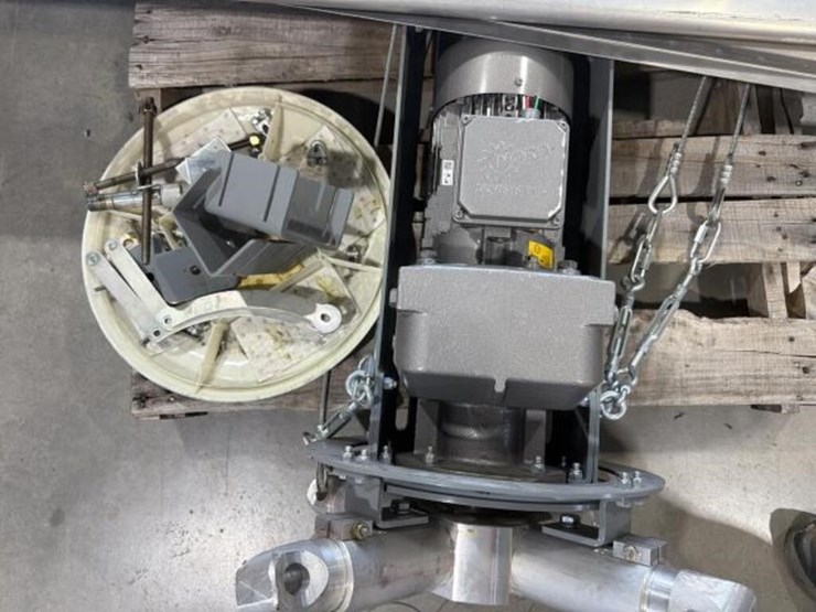 rite-hite-commercial-warehouse-fan-image-9