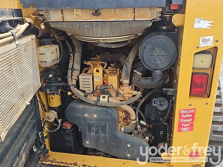 2020-caterpillar-279d3-image-23