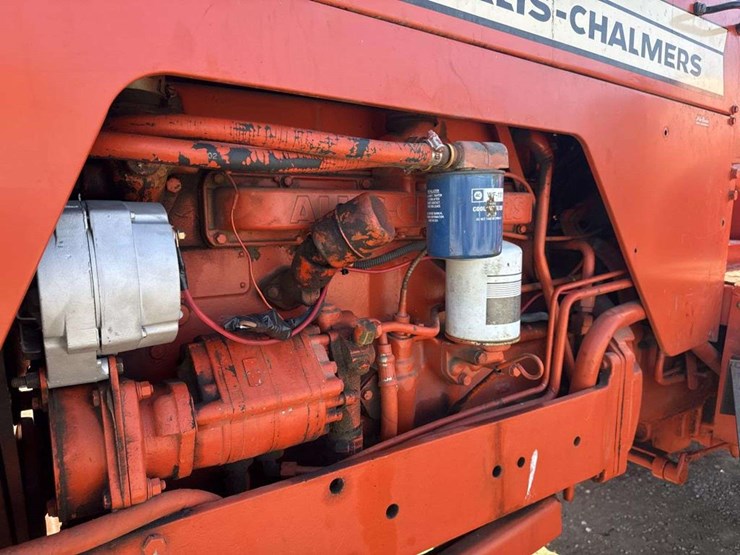 allis-chalmers-one-ninety-xt-diesel-tractor-image-7