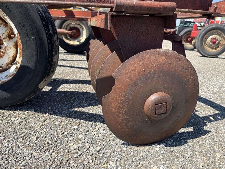 ford-8-ft-image-11