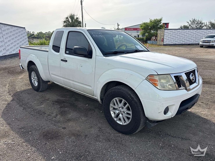 2018-nissan-frontier-image-2