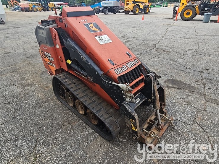 2019-ditch-witch-sk1050-image-7