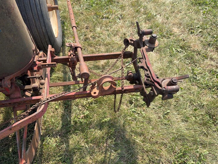 mccormick-deering-two-row-planter-image-8