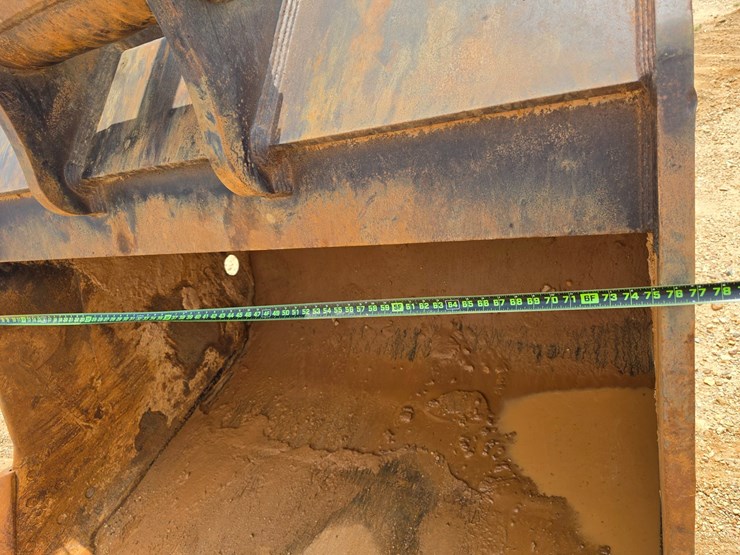 2018-deere-470g-lc-image-141