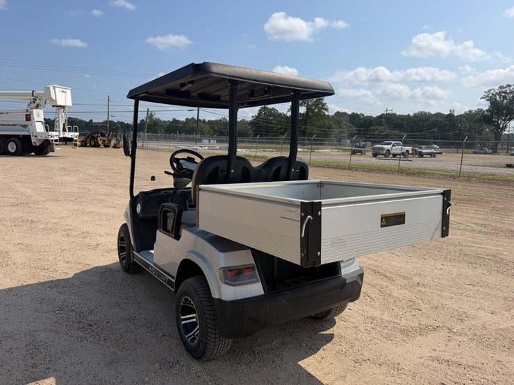 #68-•-2024-advanced-ev-golf-cart-image-3