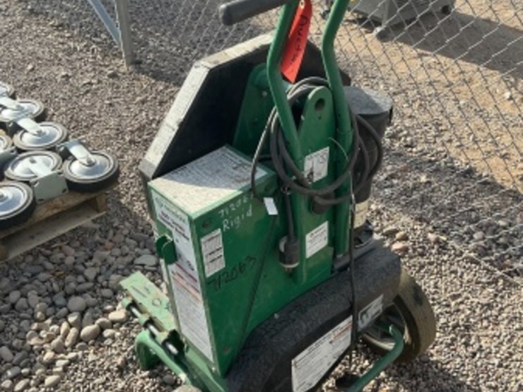greenlee-555-series-electric-bender-image-2