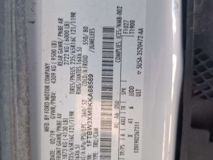 2019-ford-transit-image-9