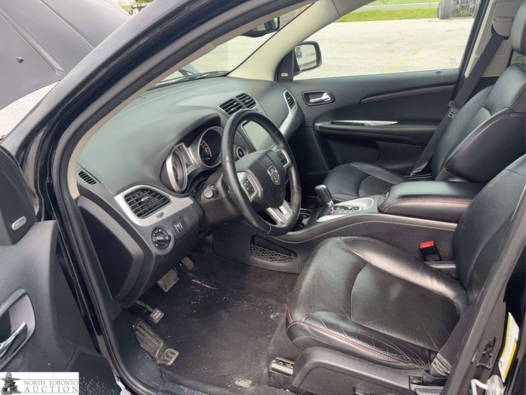 2015-dodge-journey-image-11