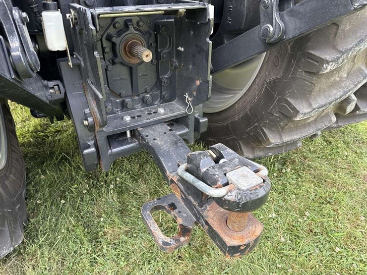 2021-case-ih-340-image-18