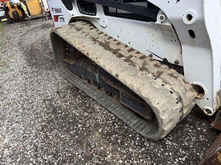 2019-bobcat-t770-image-12