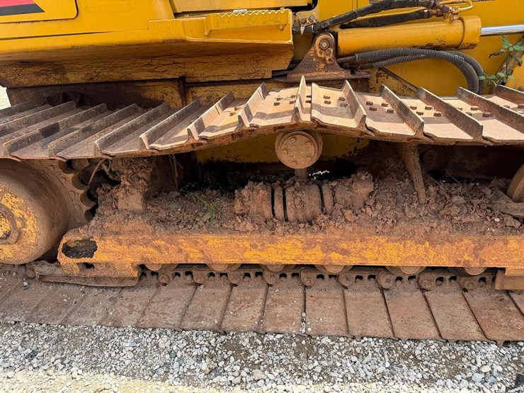 caterpillar-d4g-lgp-image-13